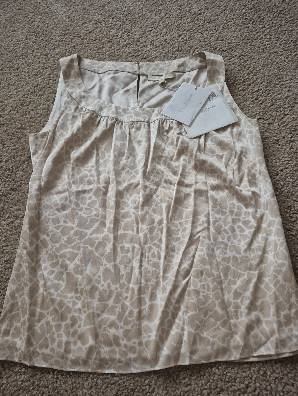St JOHN SILK SHELL TOP